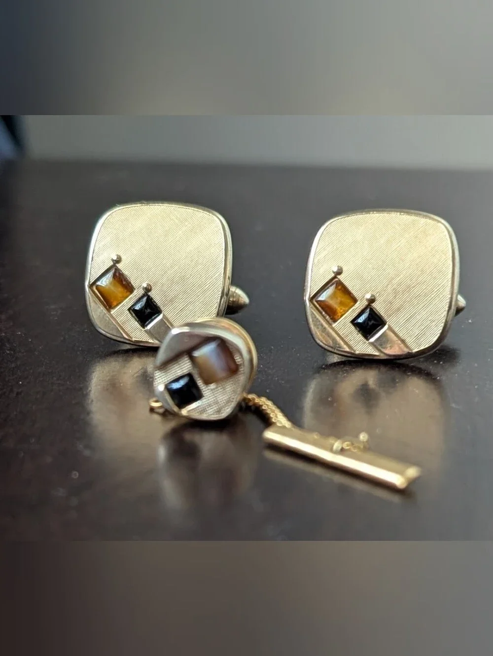 Vintage SWANK Geometric Gold-Tone Cufflinks and Tie Tack Black and Amber MCM